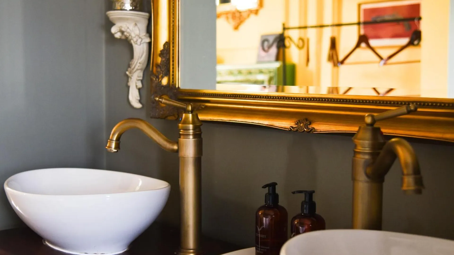 Hotel Chez Vivienne Ilkley 0*,
